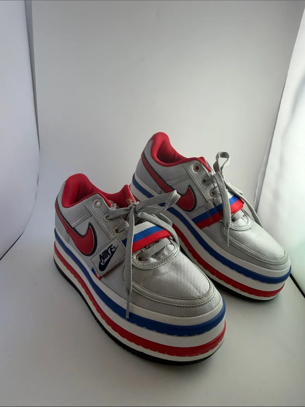 Nike Womens Vandal 2k Sneakers Platform size 7.5